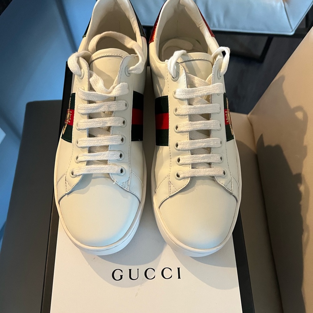 Authentic Gucci shoes